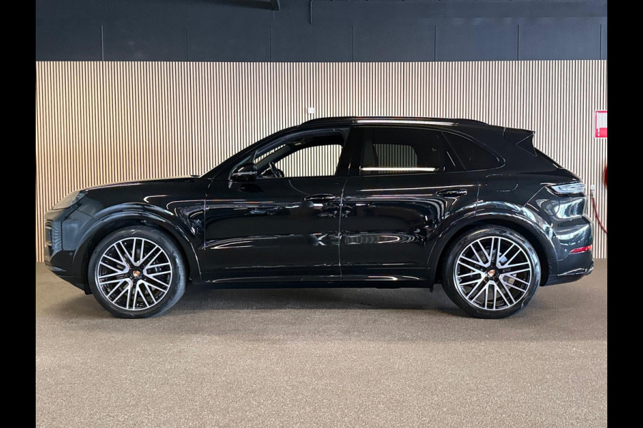 Porsche Cayenne 3.0 E-Hybrid SPORT DESIGN-PANORAMA-LUCHTV.-STOELEN 18 VOUDIG-NPR. € 154.306-NL AUTO-BTW