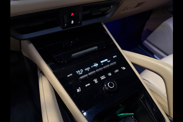 Porsche Cayenne 3.0 E-Hybrid SPORT DESIGN-PANORAMA-LUCHTV.-STOELEN 18 VOUDIG-NPR. € 154.306-NL AUTO-BTW