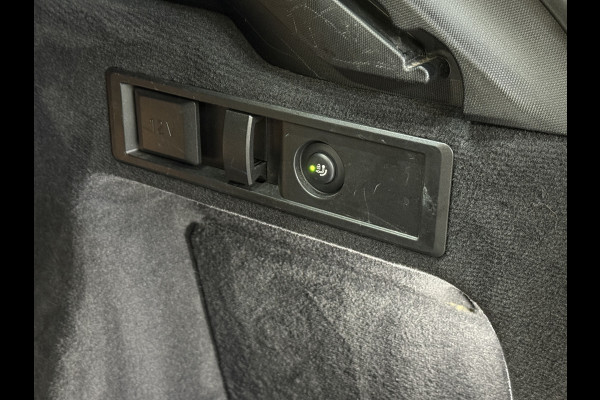 BMW 3 Serie Touring 330e Business Edition Plus | Vol leder | Elektr. trekhaak | Harman/Kardon