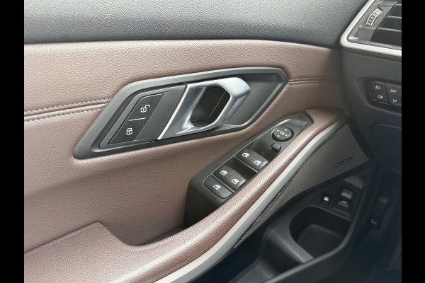 BMW 3 Serie Touring 330e Business Edition Plus | Vol leder | Elektr. trekhaak | Harman/Kardon