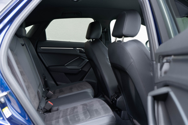 Audi Q3 Sportback 45 TFSI e S-Line / Full LED/ Camera/ 20 Inch/ Leder Alcantara/ 180kW