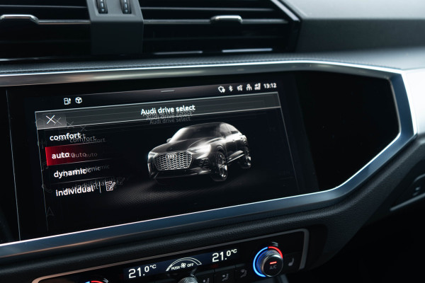 Audi Q3 Sportback 45 TFSI e S-Line / Full LED/ Camera/ 20 Inch/ Leder Alcantara/ 180kW