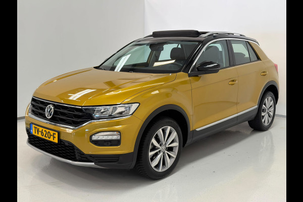 Volkswagen T-Roc 1.0 TSI Style / Pano / Trekhaak / Virtual