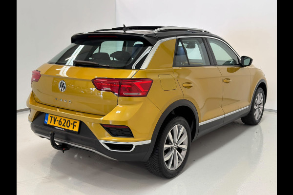Volkswagen T-Roc 1.0 TSI Style / Pano / Trekhaak / Virtual