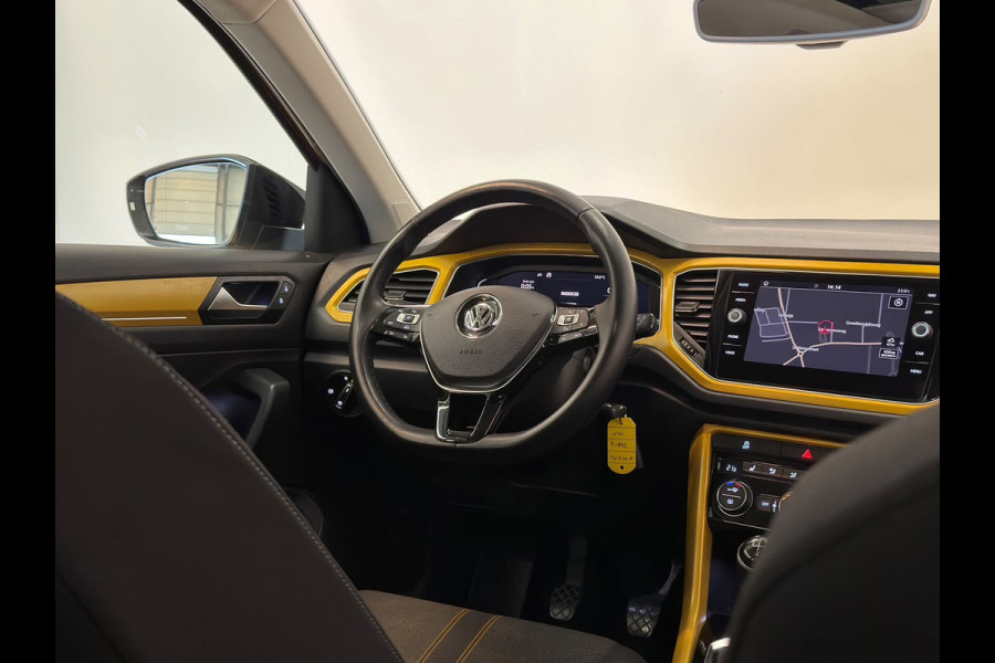Volkswagen T-Roc 1.0 TSI Style / Pano / Trekhaak / Virtual