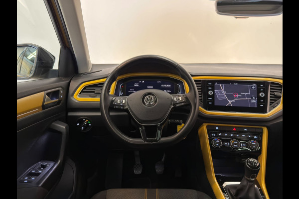 Volkswagen T-Roc 1.0 TSI Style / Pano / Trekhaak / Virtual
