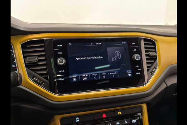 Volkswagen T-Roc 1.0 TSI Style / Pano / Trekhaak / Virtual