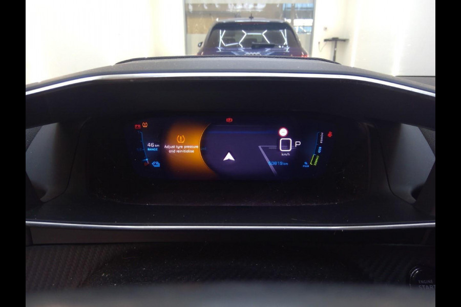 Peugeot e-208 EV GT Pack 50 kWh Verwacht! | SOH 94,3 % | Navigatie | Parkeersensoren |