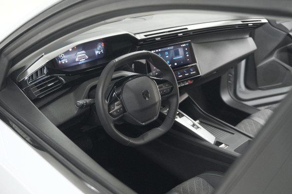 Peugeot 408 1.2 Hybrid 136 e-DCS6 Allure | 360 Camera | Adaptieve Cruise Control | Navigatie
