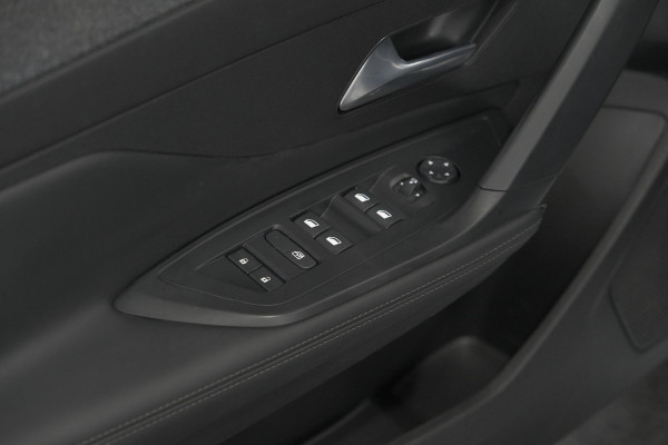 Peugeot 408 1.2 Hybrid 136 e-DCS6 Allure | 360 Camera | Adaptieve Cruise Control | Navigatie