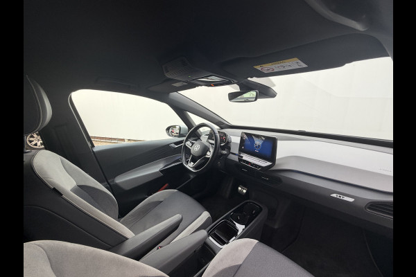 Volkswagen ID.3 First Plus 58 kWh Adap.Cruise Camera Carplay Sfeerverl Orig.NL 100% Elektrisch