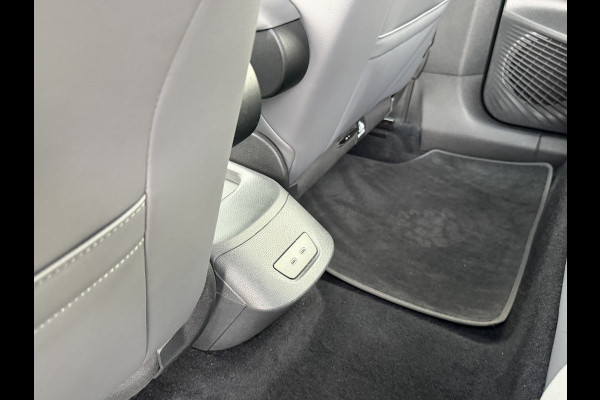 Volkswagen ID.3 First Plus 58 kWh Adap.Cruise Camera Carplay Sfeerverl Orig.NL 100% Elektrisch