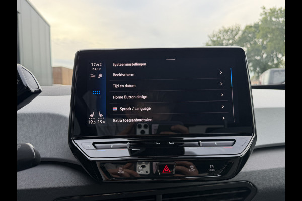 Volkswagen ID.3 First Plus 58 kWh Adap.Cruise Camera Carplay Sfeerverl Orig.NL 100% Elektrisch
