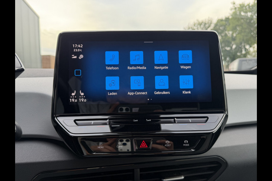 Volkswagen ID.3 First Plus 58 kWh Adap.Cruise Camera Carplay Sfeerverl Orig.NL 100% Elektrisch