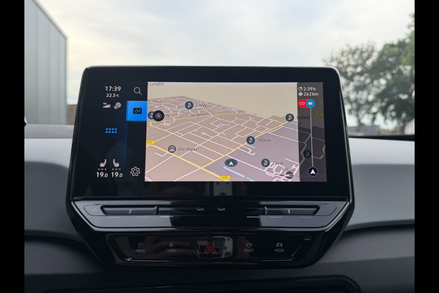 Volkswagen ID.3 First Plus 58 kWh Adap.Cruise Camera Carplay Sfeerverl Orig.NL 100% Elektrisch