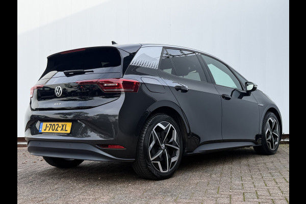Volkswagen ID.3 First Plus 58 kWh Adap.Cruise Camera Carplay Sfeerverl Orig.NL 100% Elektrisch