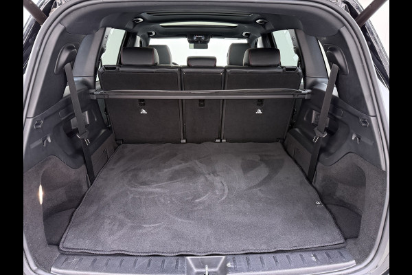 Mercedes-Benz EQB 250 AMG Night Line 7-Persoons Premium plus SOH 95% Panoramadak Adap.Cruise Head-Up Display Lmv 20" Elek.Stoelen+Memory+Verwarmd  Actieve park-assist Licht en zichtpakket Led Privacy Glas DAB 1e Eigenaar Dealeronderhouden Origineel Nederlandse Auto