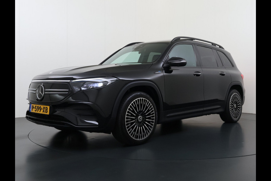Mercedes-Benz EQB 250 AMG Night Line 7-Persoons Premium plus SOH 95% Panoramadak Adap.Cruise Head-Up Display Lmv 20" Elek.Stoelen+Memory+Verwarmd  Actieve park-assist Licht en zichtpakket Led Privacy Glas DAB 1e Eigenaar Dealeronderhouden Origineel Nederlandse Auto