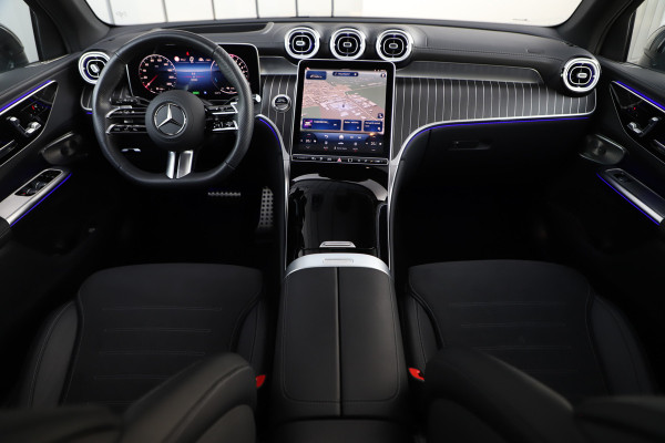 Mercedes-Benz GLC 400e AMG 4-Matic | 381PK | Head-up | Keyless-go | Burmester | Pano | Sfeerverl. | Distronic+ | Trekhaak | Memory | 2025.