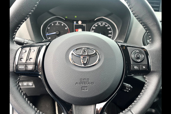 Toyota Yaris 1.5 VVT-i Dynamic Automaat, 16.000 km !