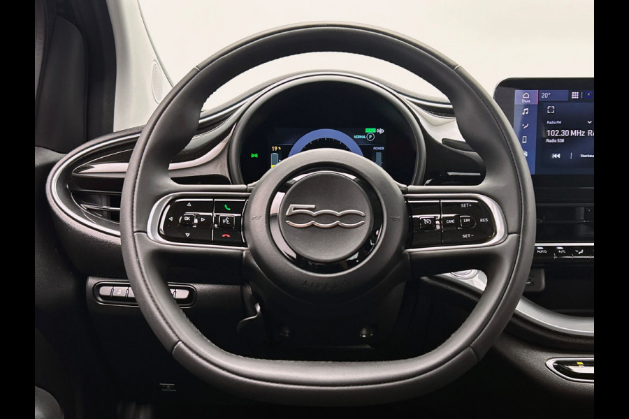 Fiat 500E Icon 24 kWh | Apple/Carplay | Lichtmetaal | Climate/Control | Cruise/Control | 1e Eigenaar