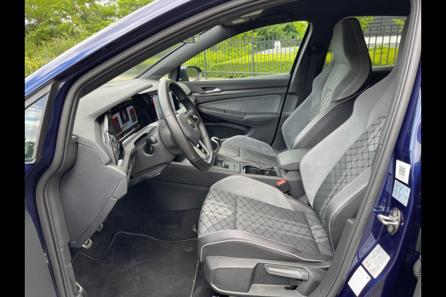 Volkswagen Golf 1.5 TSI R-Line Virtual Camra IQ Light Matrix LED