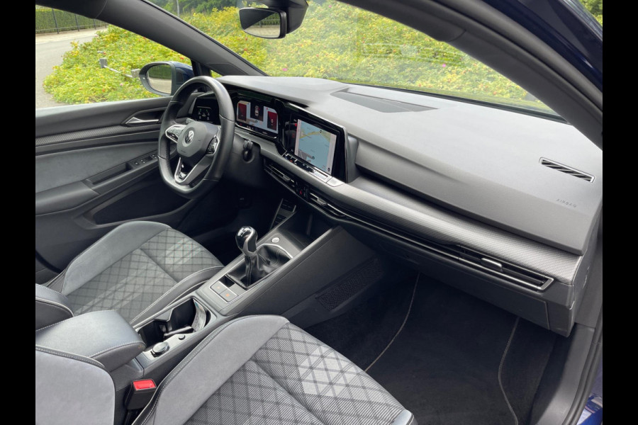 Volkswagen Golf 1.5 TSI R-Line Virtual Camra IQ Light Matrix LED