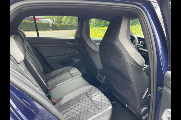 Volkswagen Golf 1.5 TSI R-Line Virtual Camra IQ Light Matrix LED