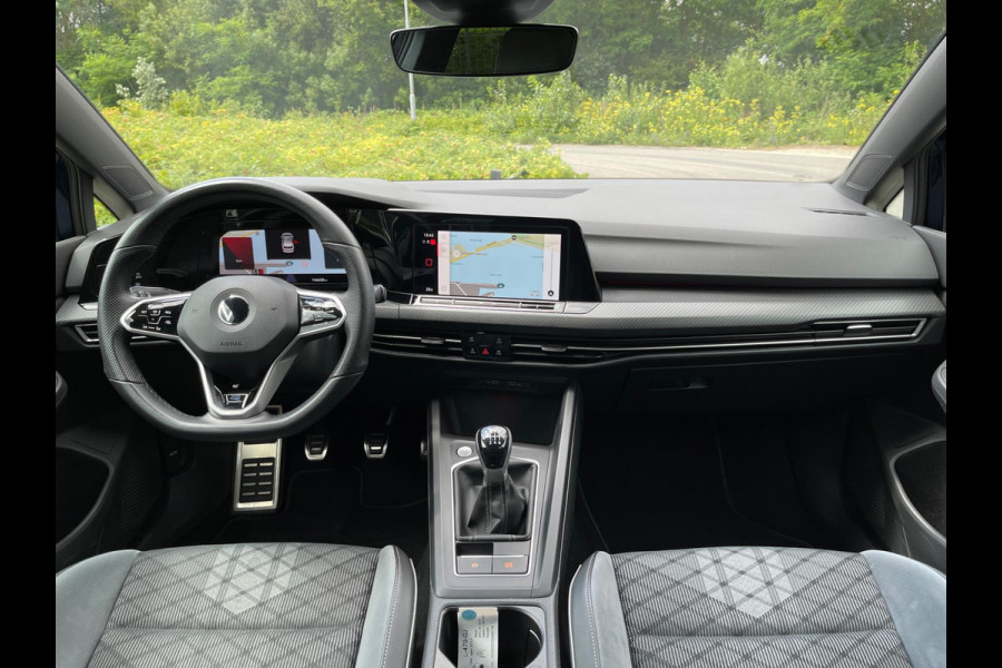 Volkswagen Golf 1.5 TSI R-Line Virtual Camra IQ Light Matrix LED