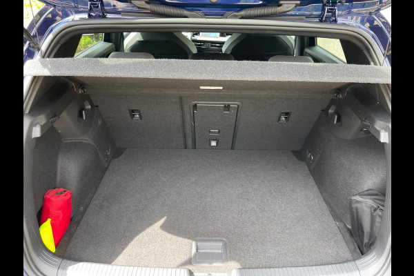 Volkswagen Golf 1.5 TSI R-Line Virtual Camra IQ Light Matrix LED