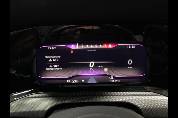 Volkswagen Golf 1.5 TSI R-Line Virtual Camra IQ Light Matrix LED
