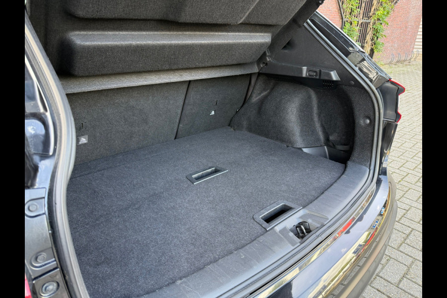 Nissan QASHQAI 1.3 DIG-T Premium Edition - Panodak - Leder - Navi - Trekhaak - Org.NL
