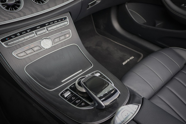 Mercedes-Benz E-Klasse Cabrio 200 Premium Plus AMG | STOELVERWARMING & NEKVERWARMING | SFEERVERLICHTING | 360 CAMERA | HEAD UP | STOELVERWARMING & NEKVERWARMING | SFEERVERLICHTING | 360 CAMERA | HEAD UP |