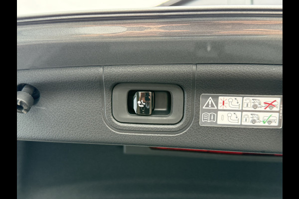 Mercedes-Benz C-Klasse 200 AMG Line | Navi | CarPlay | Camera | Laser LED | 18 inch