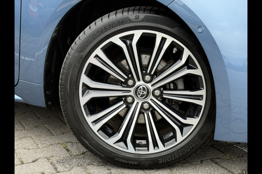 Toyota Corolla Touring Sports 1.8 Hybrid Dynamic | ACC | CarPlay | Camera | Keyless | 17 inch