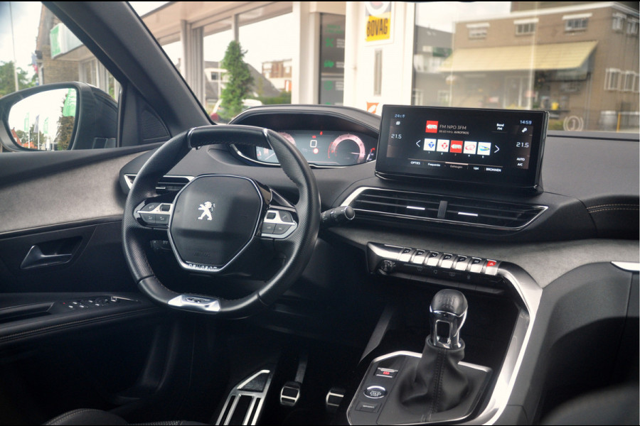 Peugeot 3008 1.2 PureTech 130 PK GT | Panoramadak | Black Pack | Eerste Eigenaar!