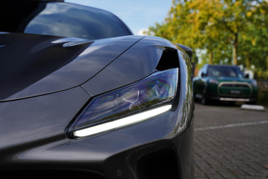 Ferrari F8 Tributo 3.9 V8 HELE / 6 D.KM / Full Carbon Exterior / Full ADAS