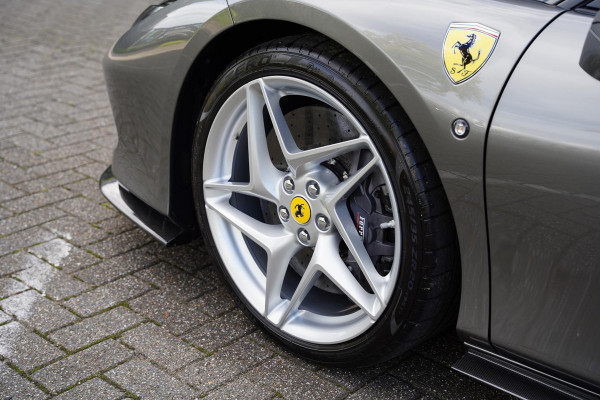Ferrari F8 Tributo 3.9 V8 HELE / 6 D.KM / Full Carbon Exterior / Full ADAS