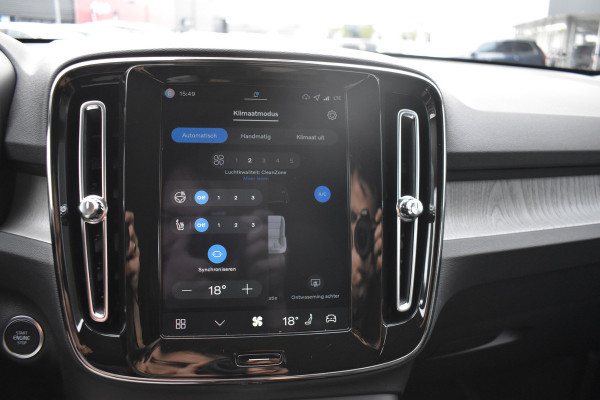 Volvo XC40 B3 Core | Leder |  ACC | Stoel stuurwiel verwarmd | Camera + PDC |