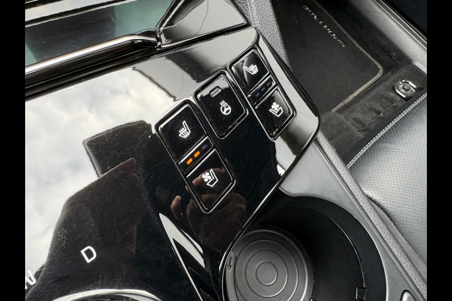 Kia Sportage 1.6 T-GDi Plug-in Hybrid AWD GT-PlusLine Camera/Parkeerhulp/Navigatie/Leder