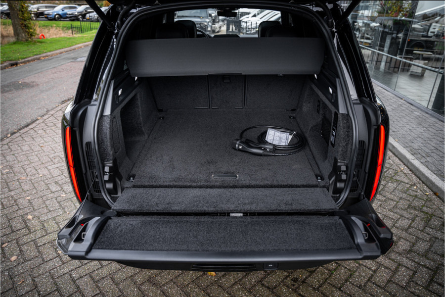 Land Rover Range Rover P440e HSE PHEV ** Panoramadak ** Black Pack **