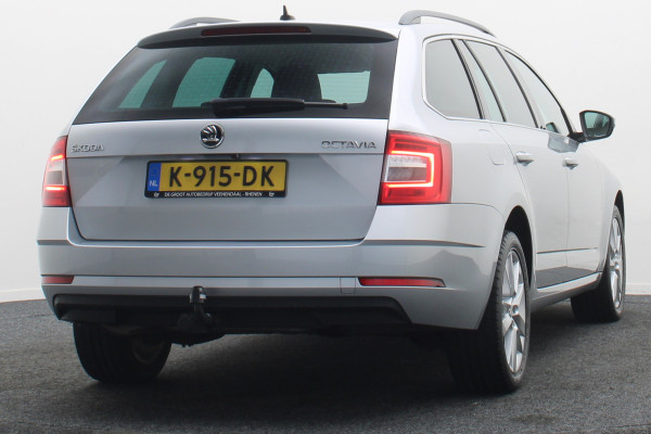 Škoda Octavia Combi 1.5 TSI DSG Greentech Business Edition Camera, Apple Carplay, Trekhaak, Climate, Stoelverwarming, PDC