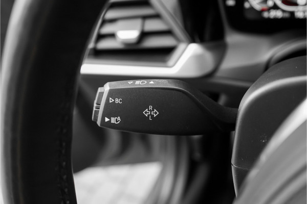 BMW 3-serie M340i xDrive Schuifdak LASER ACC Individual H/K 1e Eig