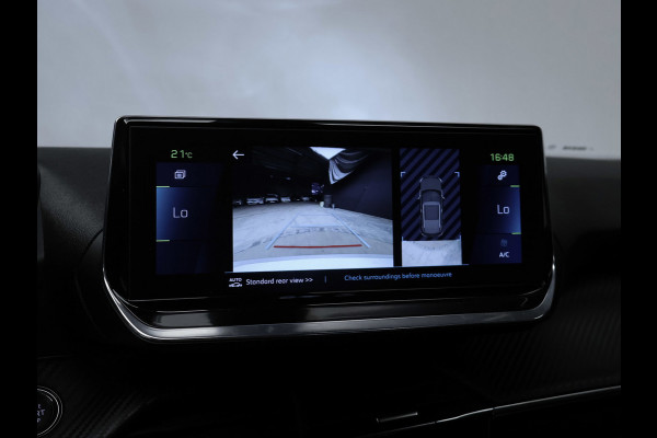 Peugeot e-2008 EV Allure 50 kWh Sport SOH 90% (APPLE CARPLAY,NAVI,CAMERA,PDC,CLIMTE,CRUISE,LED,SPORTSTOELEN,LM VELGEN,NETTE STAAT)