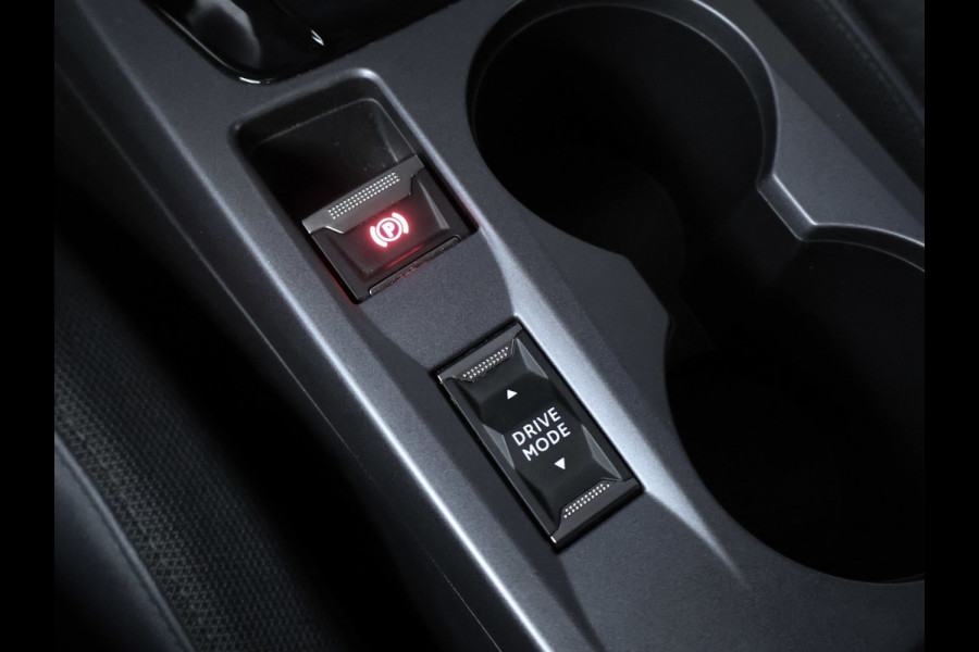 Peugeot e-2008 EV Allure 50 kWh Sport SOH 90% (APPLE CARPLAY,NAVI,CAMERA,PDC,CLIMTE,CRUISE,LED,SPORTSTOELEN,LM VELGEN,NETTE STAAT)