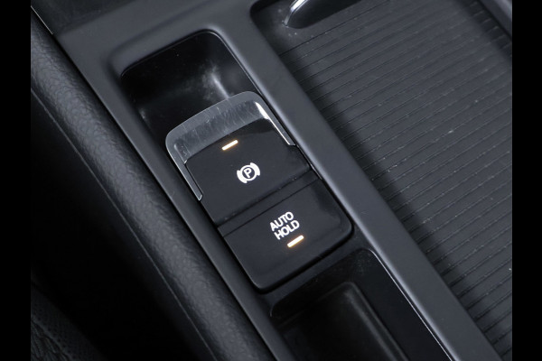 Volkswagen e-Golf Sport (APPLE CARPLAY,NAVI,CAMERA,PDC,STOELVERWARMING,CLIMATE,CRUISE,LED,GETINT,SPORTSTOELEN,LM VELGEN)