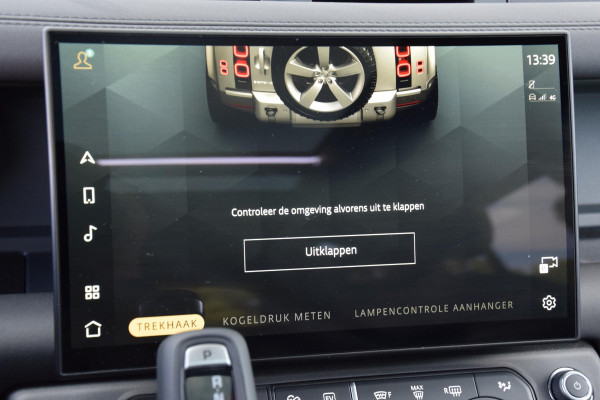 Land Rover Defender 110 2.0 P300e 110 X-Dynamic SE