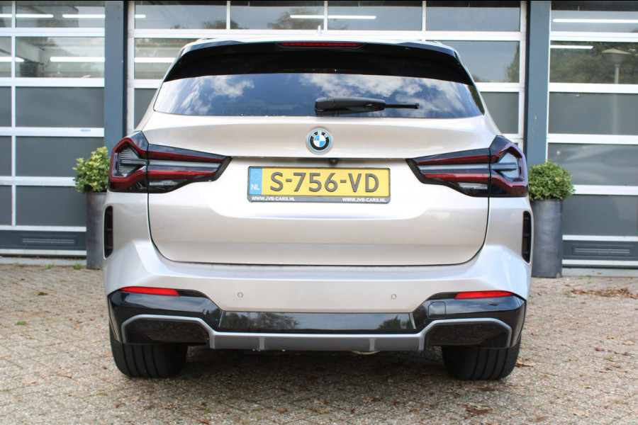 BMW iX3 High Executive 80 kWh/pano/Mpakket