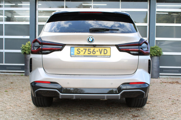 BMW iX3 High Executive 80 kWh/pano/Mpakket