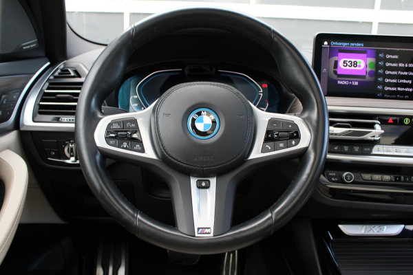 BMW iX3 High Executive 80 kWh/pano/Mpakket
